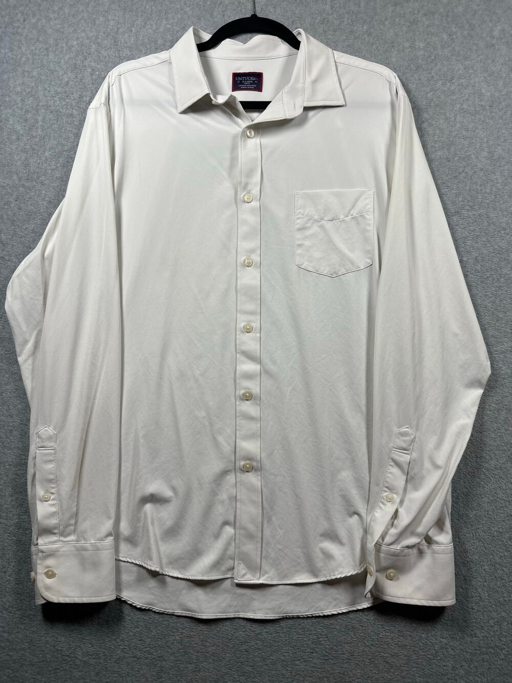UNTUCKit Gironde Button Up Shirt Men's Size XL White Front Pockets Long Sleeve